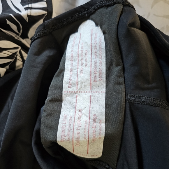 Lands End Swim Skirt Skort Size 16 - Picture 8 of 9